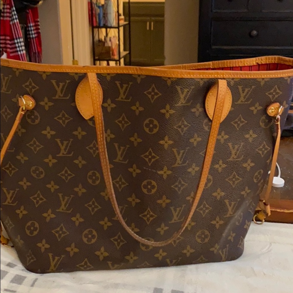 Louis Vuitton Neverfull MM ( bag only no pouch)